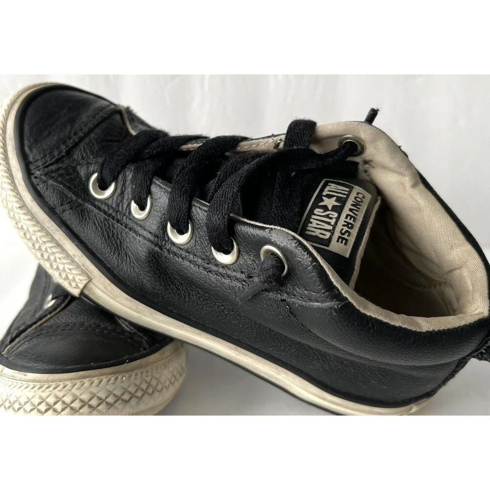 CONVERSE ALL STAR CHUCK TAYLOR LEATHER HIGHT TOP SNEAKERS KIDS SIZE 13.5 BLACK